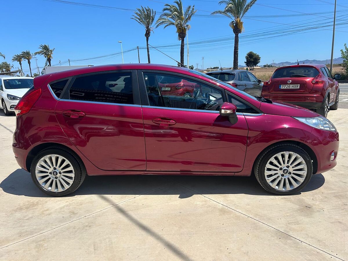 FORD FIESTA TITANIUM AUTO 1.4 SPANISH LHD IN SPAIN 71000 MILES SUPERB 2010